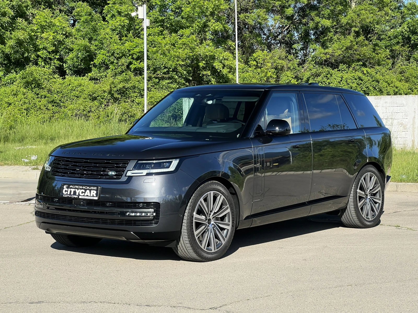 Land Rover Range rover P530/LWB/AUTOBIOGRAPHY/ MERIDIAN / PANO / 360 /, снимка 3 - Автомобили и джипове - 54607441