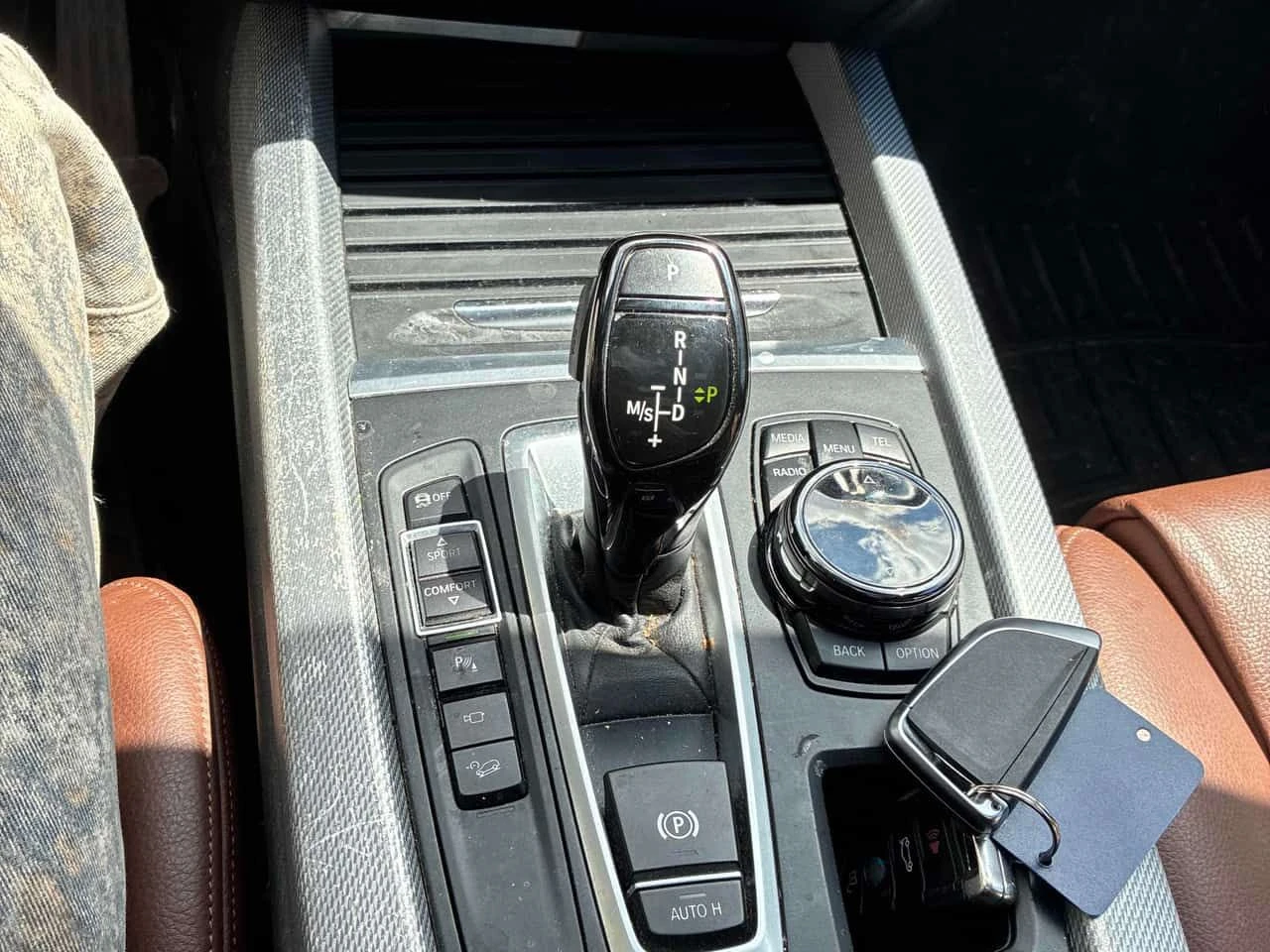 BMW X5 | М ПАКЕТ | HUD | 360 | ПОДГРЕВ | ДВА КЛЮЧА | H K , снимка 13 - Автомобили и джипове - 54656428