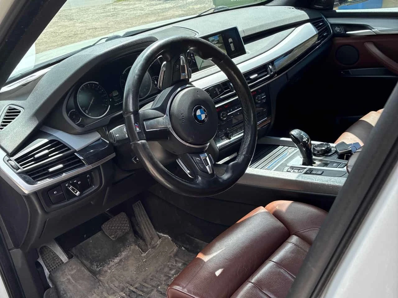 BMW X5 | М ПАКЕТ | HUD | 360 | ПОДГРЕВ | ДВА КЛЮЧА | H K , снимка 5 - Автомобили и джипове - 54656428