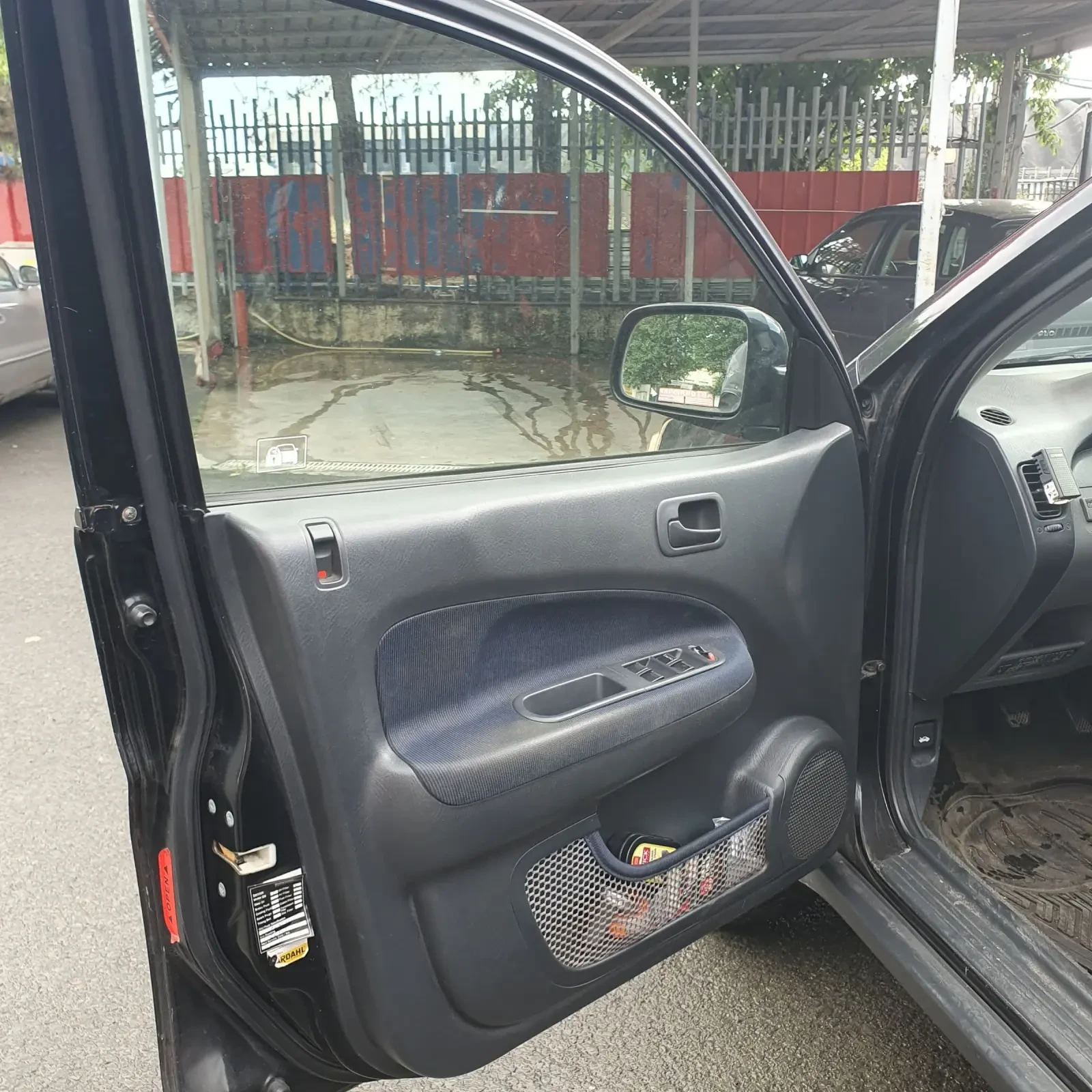 Honda Hr-v 1.6i 4WD VTEC Газ/Бензин, снимка 6 - Автомобили и джипове - 54735009