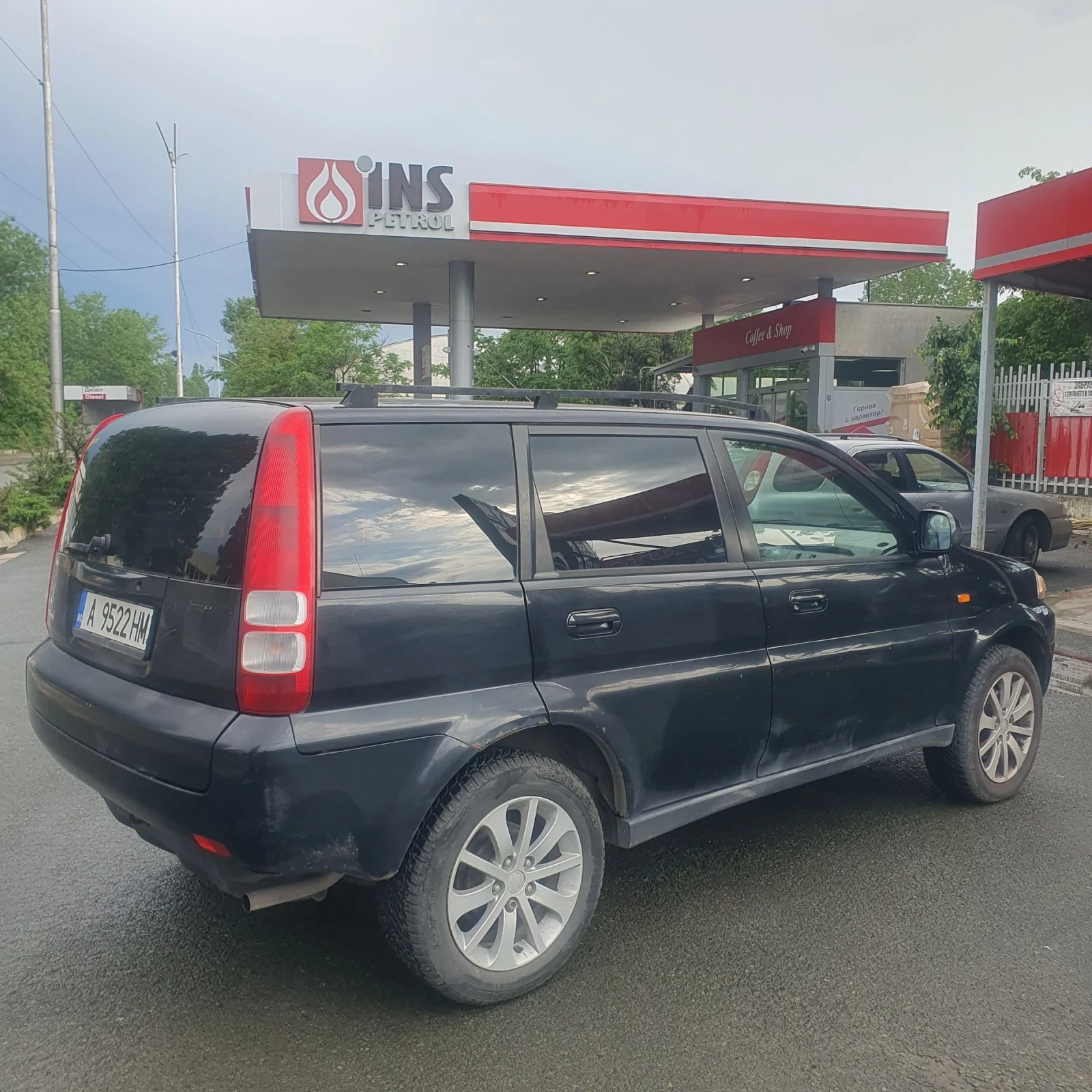Honda Hr-v 1.6i 4WD VTEC Газ/Бензин, снимка 4 - Автомобили и джипове - 54735009