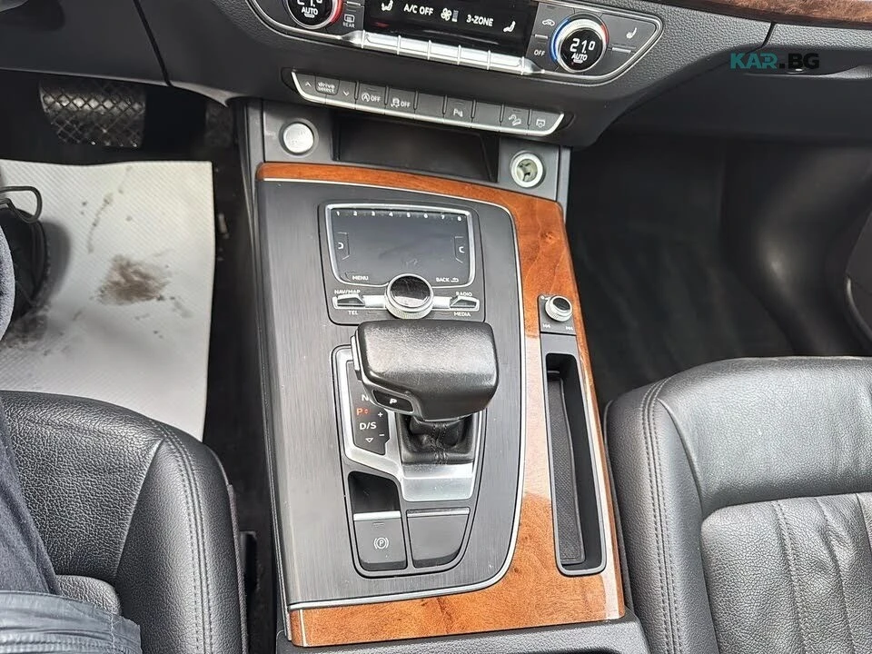 Audi Q5 * PROGRESSIV* * HeadUp* AвтоКредит* (ЦЕНА ДО БГ), снимка 12 - Автомобили и джипове - 54903589