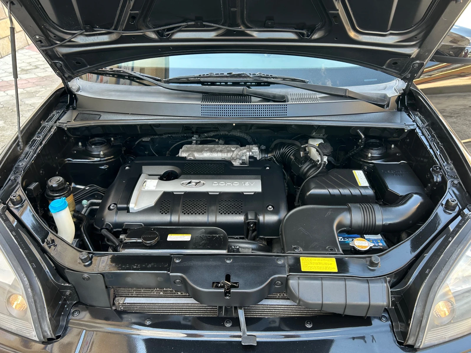 Hyundai Tucson 2.0i БЕНЗИН, снимка 15 - Автомобили и джипове - 55062973