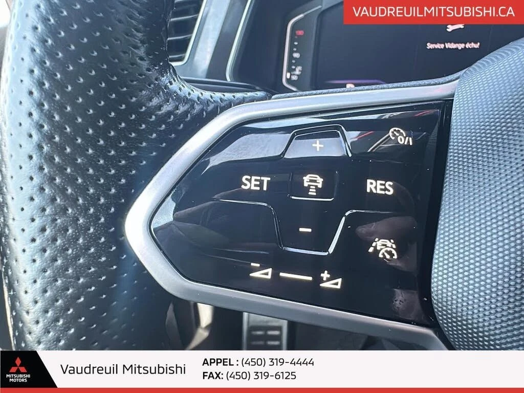VW Tiguan R-Line Black 4Motion | Pano | LED | Камера | Blind, снимка 8 - Автомобили и джипове - 55261701