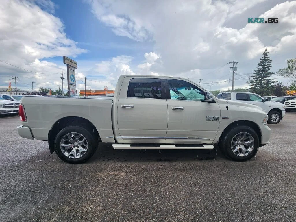 Dodge RAM 1500 Laramie Limited/5.7/CREW CAB/KAMEPA, снимка 7 - Автомобили и джипове - 56261576