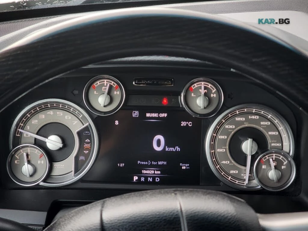 Dodge RAM 1500 Laramie Limited/5.7/CREW CAB/KAMEPA, снимка 15 - Автомобили и джипове - 56261576