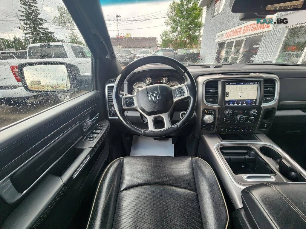 Dodge RAM 1500 Laramie Limited/5.7/CREW CAB/KAMEPA, снимка 12 - Автомобили и джипове - 56261576