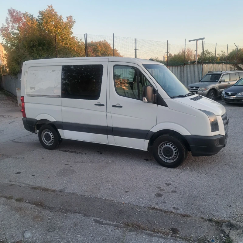 VW Crafter 2.5 TDI, снимка 4 - Бусове и автобуси - 48099943