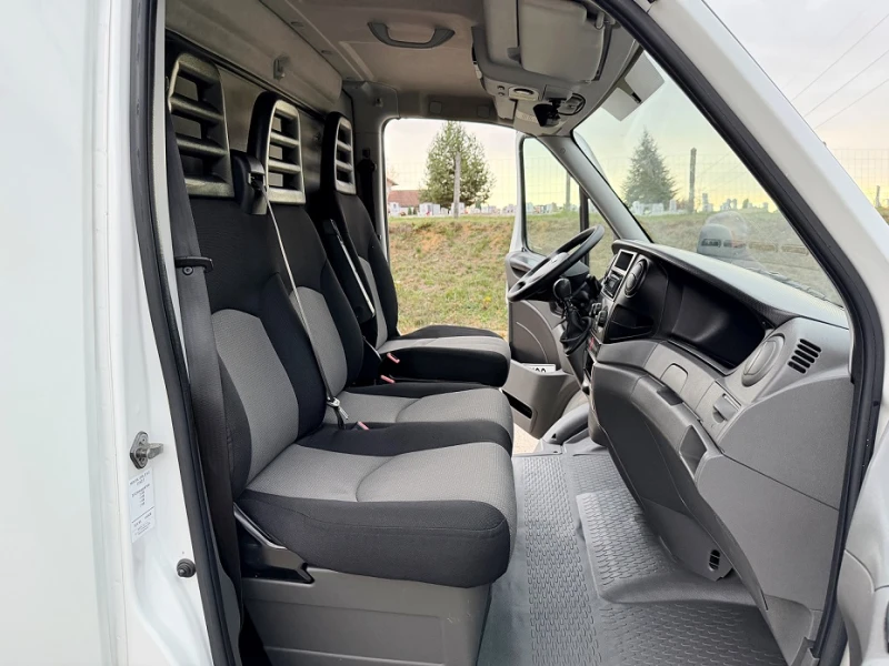 Iveco 35c15 3.0* ХЛАДИЛЕН-29* БОРД+ ВРАТИ* ТОК* БЛОКАЖ* КЛИМА*, снимка 10 - Бусове и автобуси - 52148516