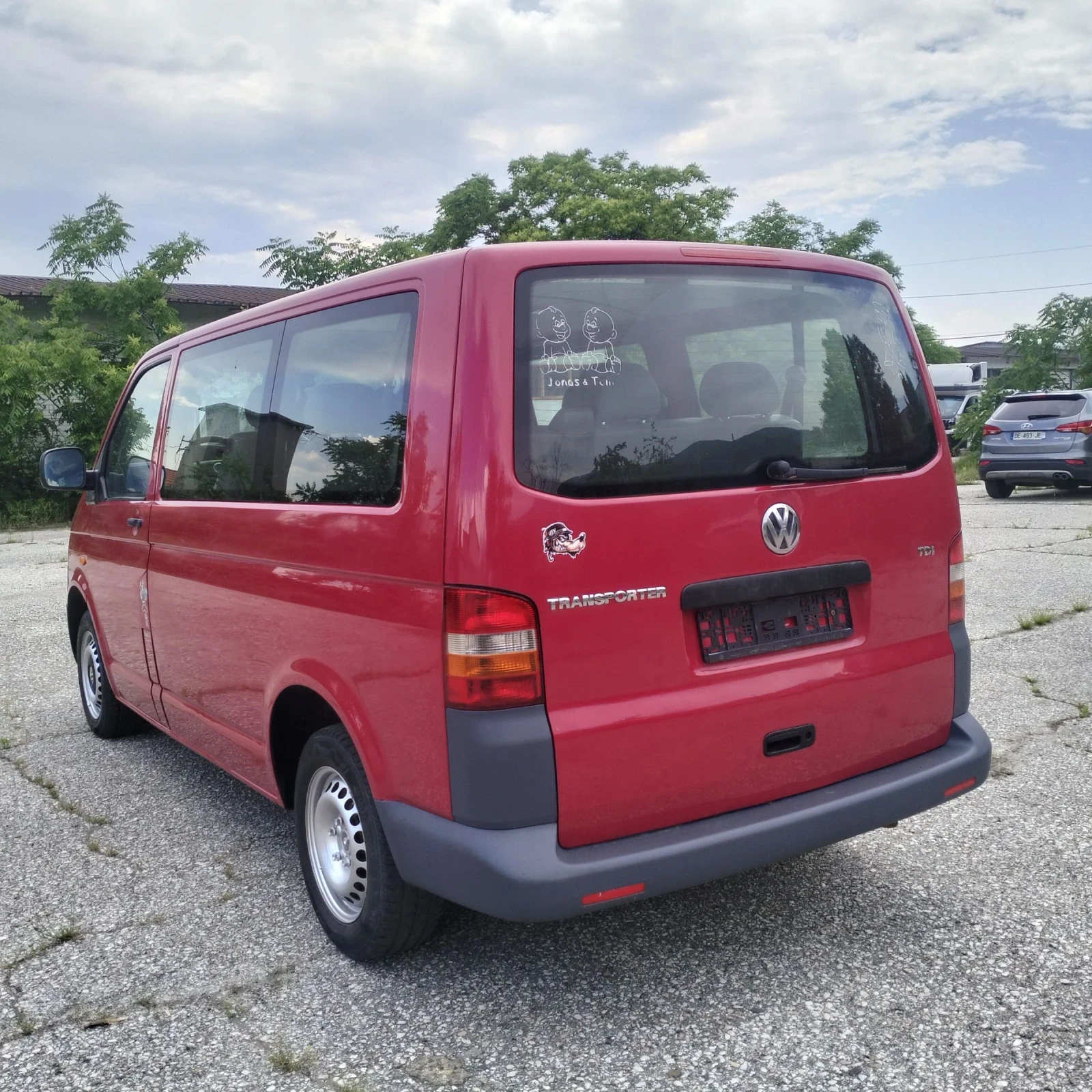 VW T5 1.9TDI klimatik 9 места, снимка 3 - Бусове и автобуси - 54807745