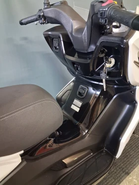 Kymco K-XCT 300i, снимка 9