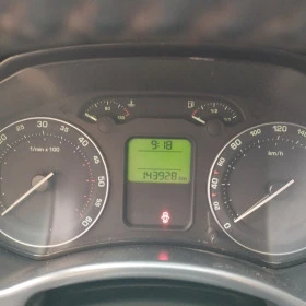 Skoda Octavia Хечбек , снимка 9