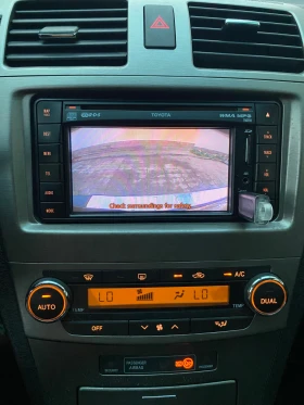 Toyota Avensis 2.2 D-4D, снимка 9