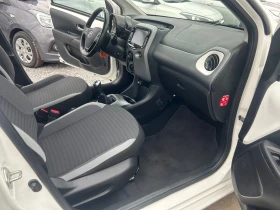 Toyota Aygo 1.0i euro6, снимка 8 - Автомобили и джипове - 44877798