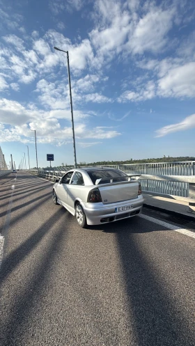 Обява за продажба на Opel Astra Astra 1.8  ~3 800 лв. - изображение 4