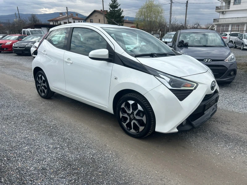 Toyota Aygo 1.0i euro6, снимка 2 - Автомобили и джипове - 44877798