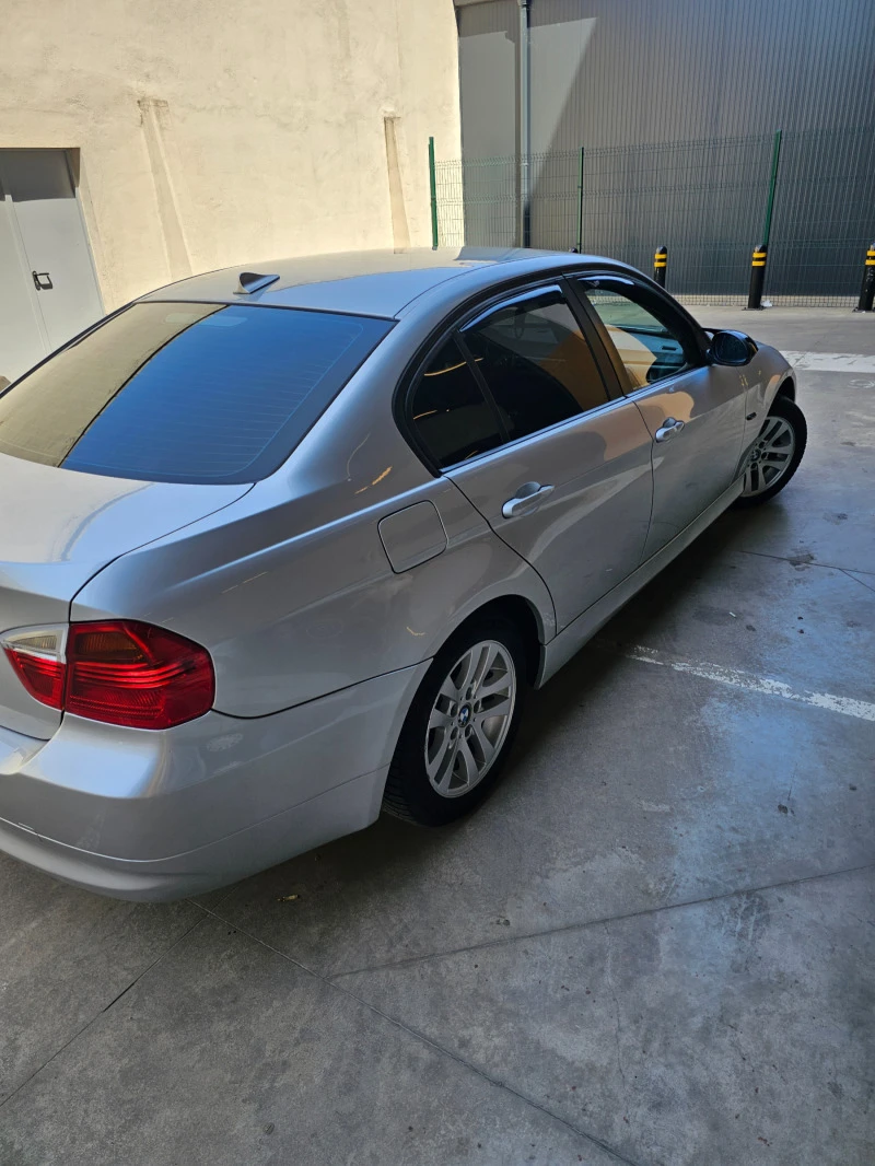 BMW 320, снимка 3 - Автомобили и джипове - 46874307