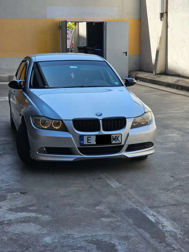 BMW 320, снимка 1 - Автомобили и джипове - 46874307