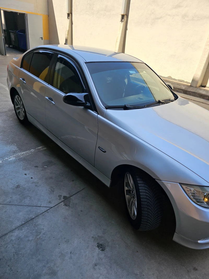 BMW 320, снимка 2 - Автомобили и джипове - 46874307