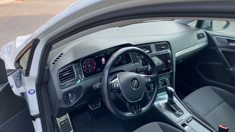 VW Golf 7.5 DSG ALLTRACK, снимка 11 - Автомобили и джипове - 47425549