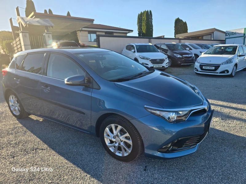 Toyota Auris 1.2i-115k.c.-PANORAMA-NAVI, снимка 3 - Автомобили и джипове - 47410711