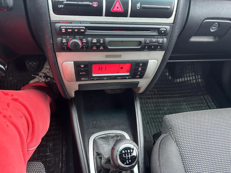 Seat Leon 1.9 TDI, снимка 12 - Автомобили и джипове - 47980387