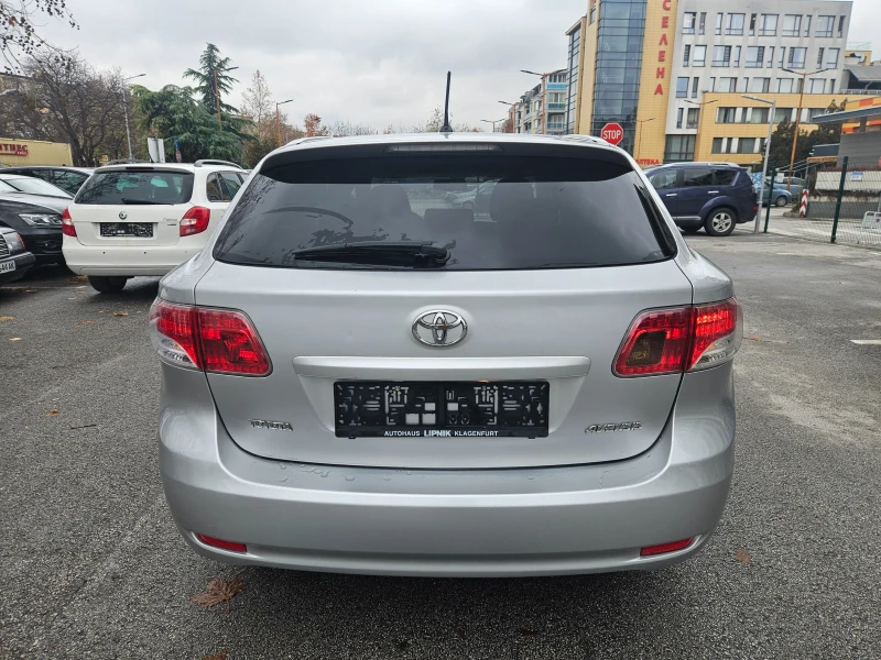 Toyota Avensis 2.2 D CAT, снимка 6 - Автомобили и джипове - 48209145