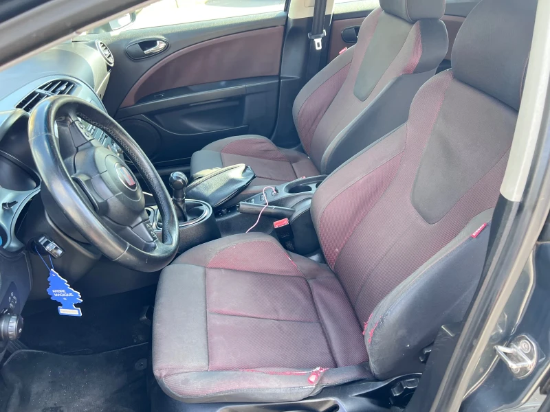 Seat Leon 1.9TDI RECARO , снимка 7 - Автомобили и джипове - 52073791