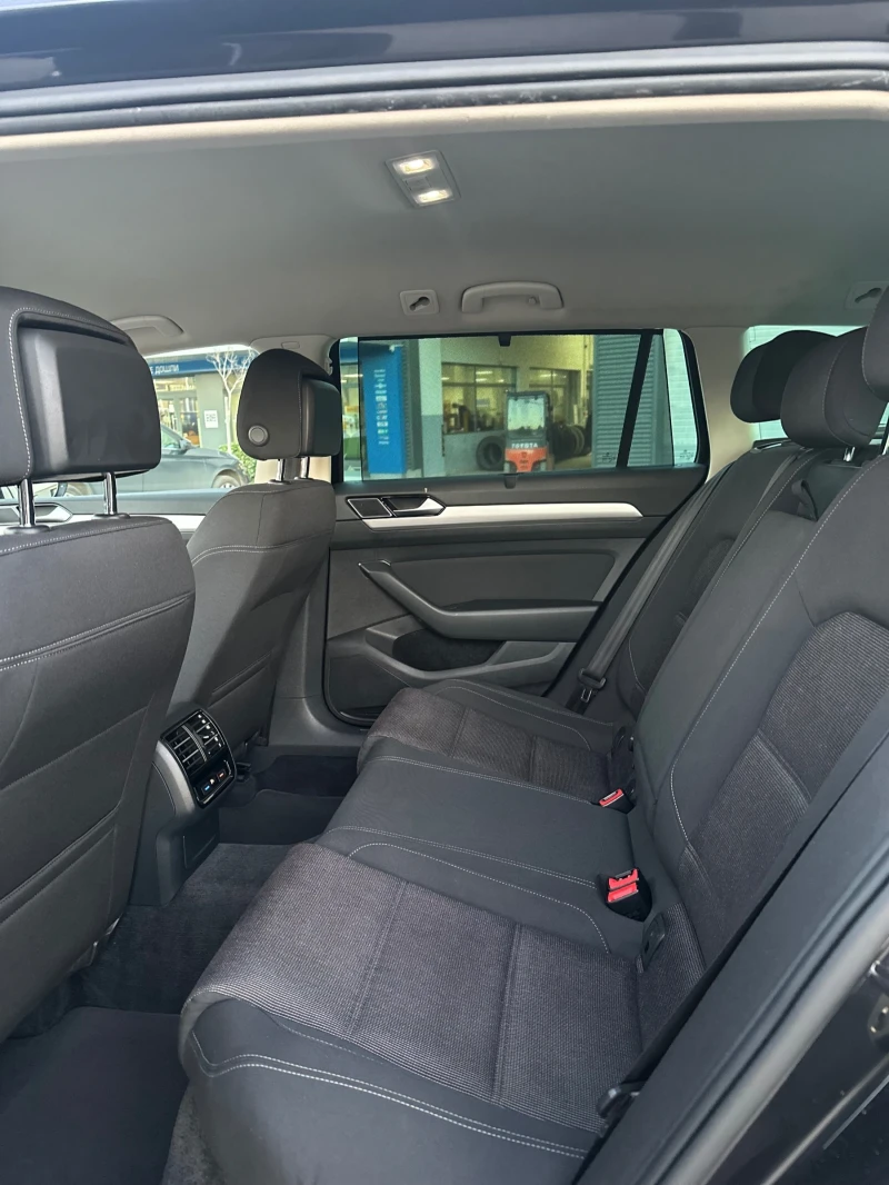VW Passat, снимка 11 - Автомобили и джипове - 52775099