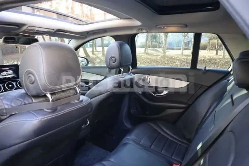 Mercedes-Benz C 220 Mercedes Benz C-Class 220 , 2016, снимка 16 - Автомобили и джипове - 54086252