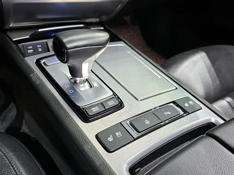 Genesis G80 Gdi Luxury, снимка 9 - Автомобили и джипове - 55263985