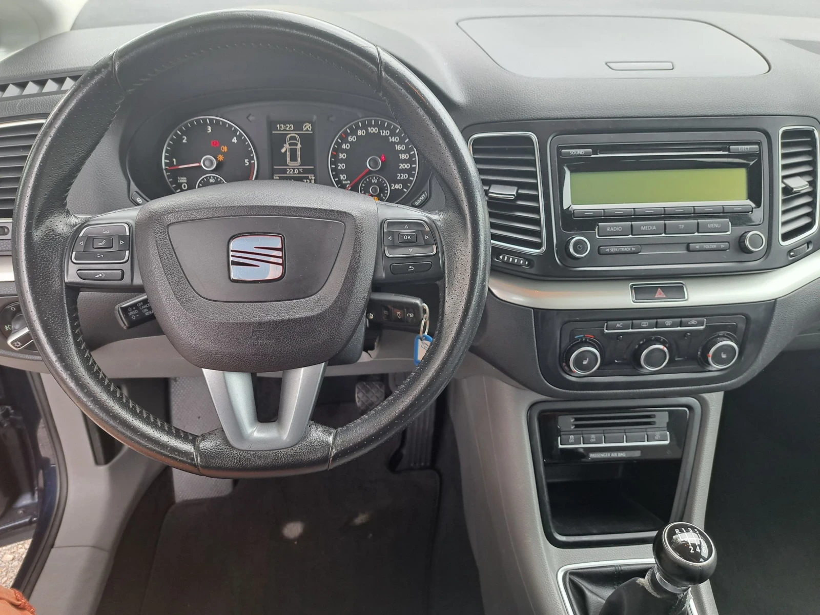 Seat Alhambra 2.0TD-140K.C - изображение 10