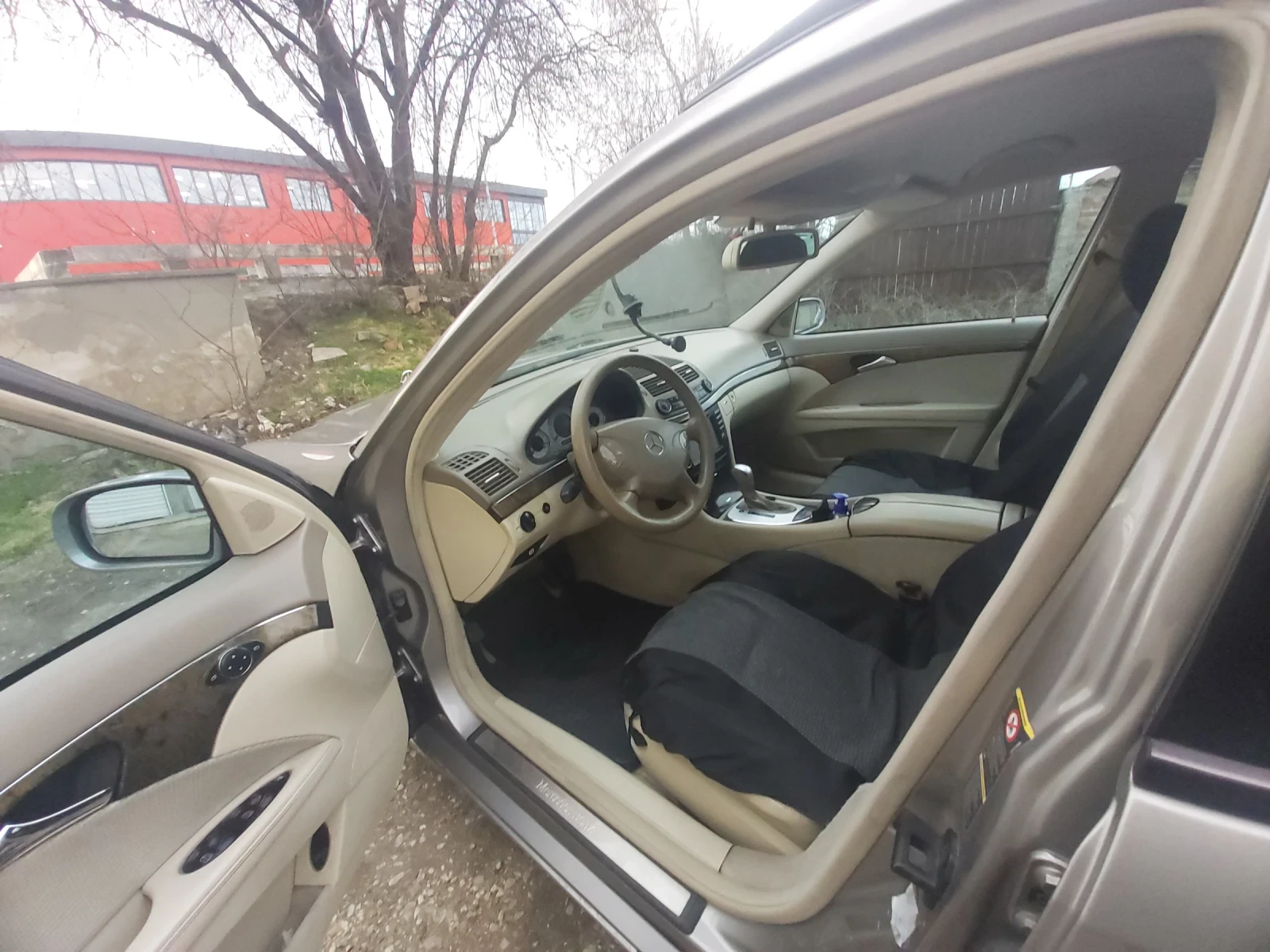 Mercedes-Benz E 320 W211 - изображение 2