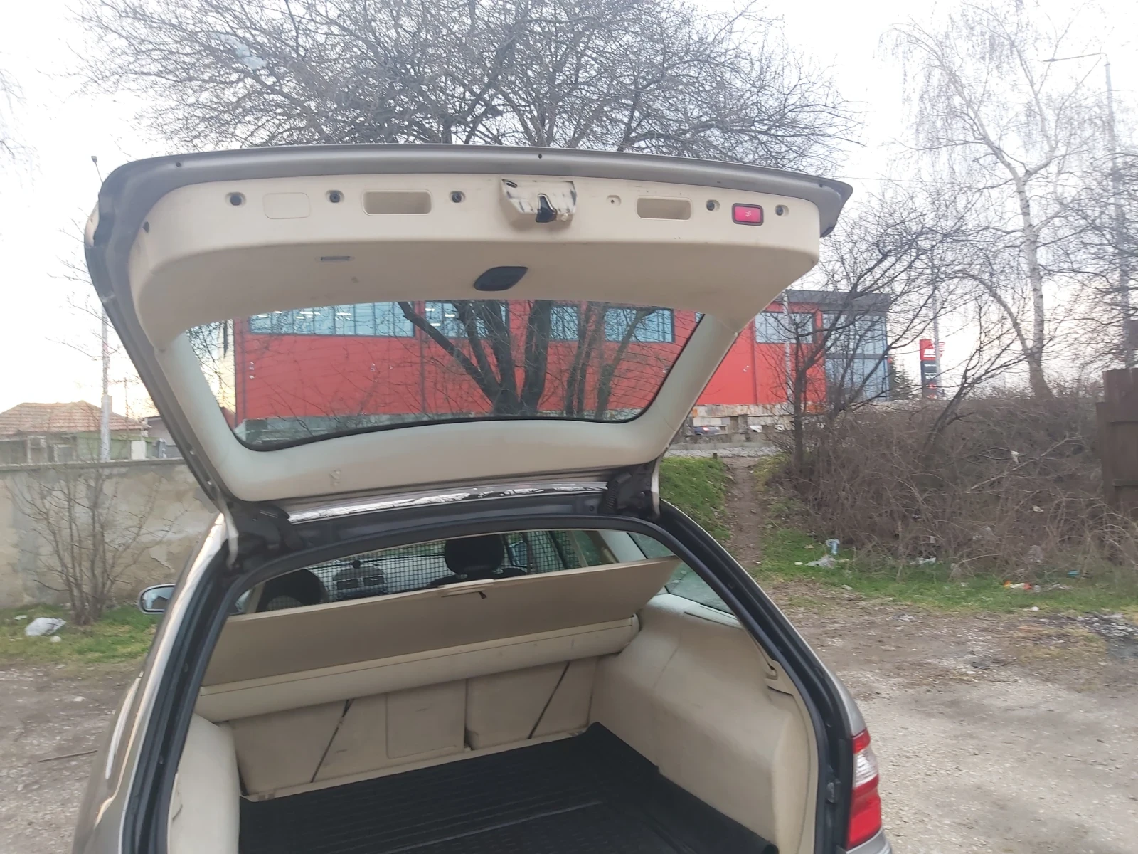 Mercedes-Benz E 320 W211 - изображение 3