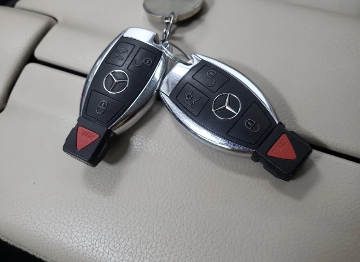 Mercedes-Benz E 400 4MATIC * * CARFAX * * ���� ������ * *  | Mobile.bg � ����������� 12