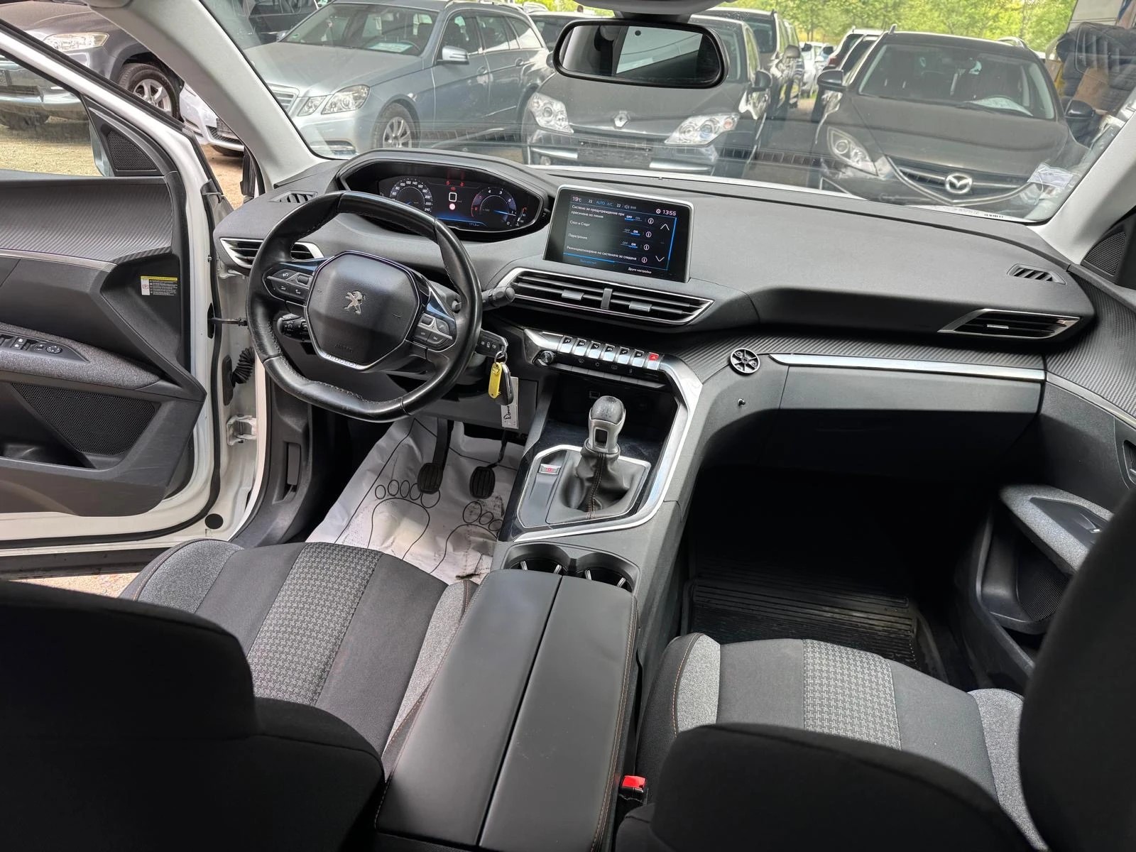 Peugeot 3008 1.5HDI-131-6��-NAVI | Mobile.bg � ����������� 15