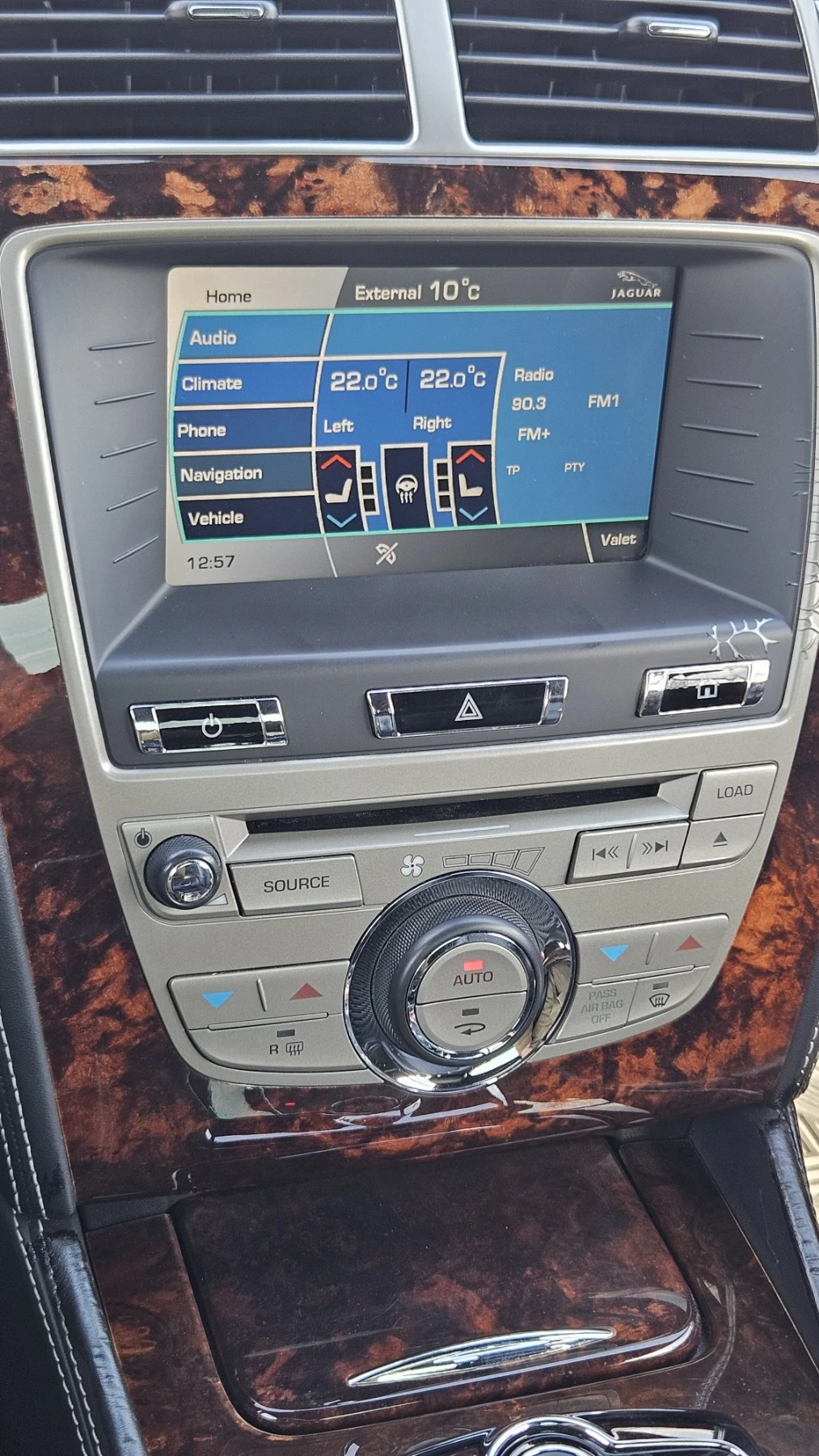 Jaguar Xkr 5.0 атмосферен V8 Сервизна история Германия FULL, снимка 12 - Автомобили и джипове - 53779878