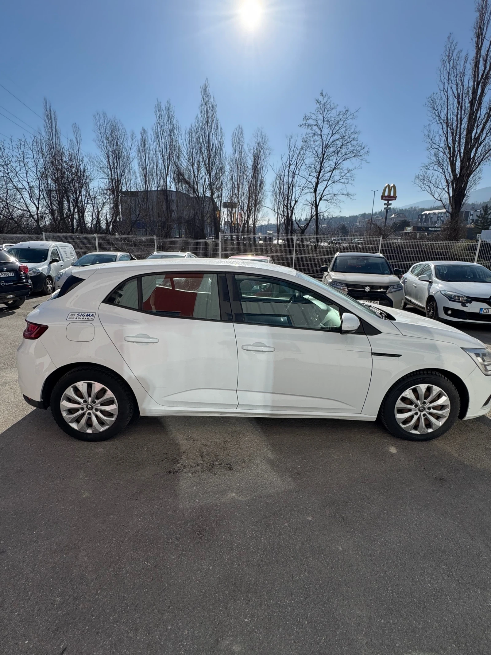 Renault Megane 1.5 dci, снимка 5 - Автомобили и джипове - 53795159