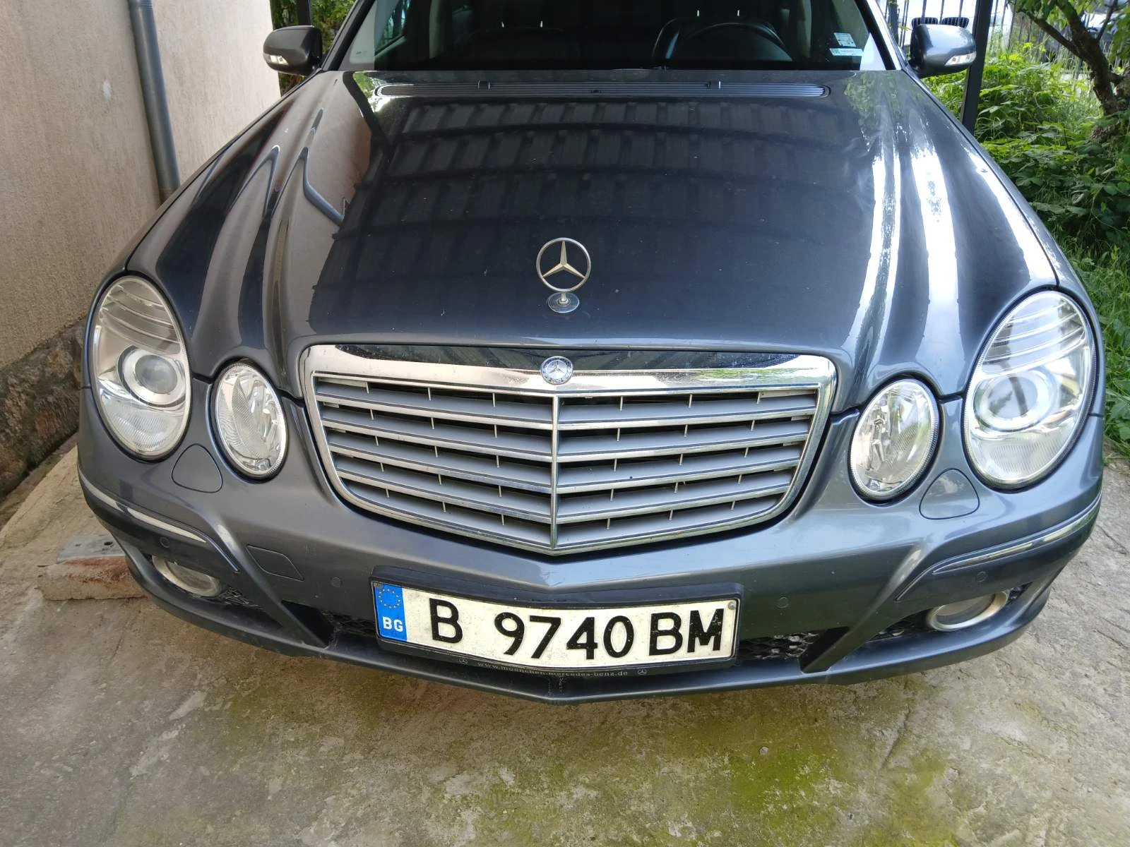 Mercedes-Benz E 280 facelift, газов инжекцион, снимка 2 - Автомобили и джипове - 53999524