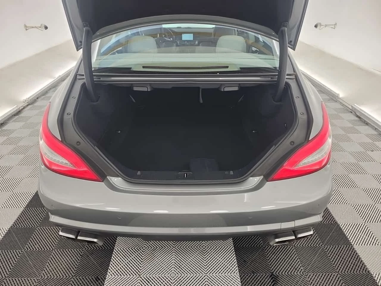 Mercedes-Benz CLS 63 AMG S | Bang & Olufsen | DISTRONIC | 4Matic |  | Mobile.bg � ����������� 14