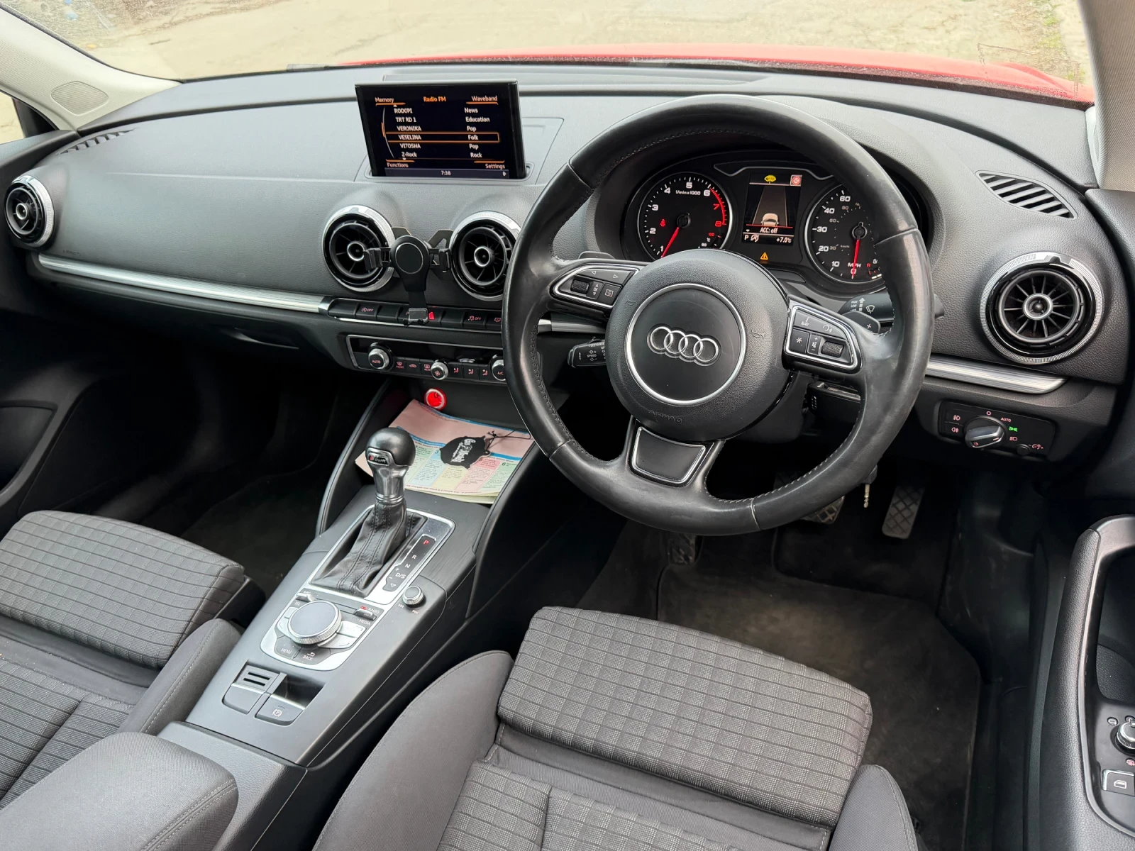 Audi A3 1.8 TFSi DSG, снимка 6 - Автомобили и джипове - 54221742