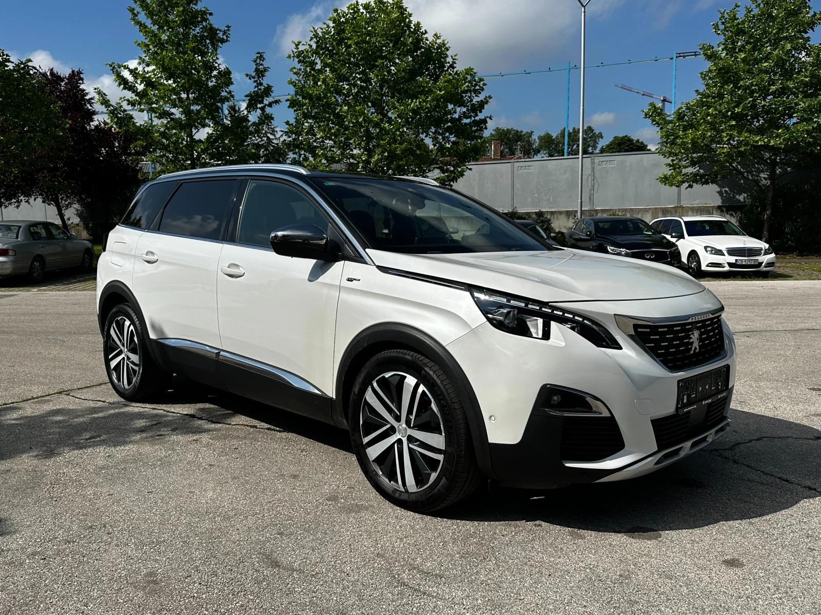 Peugeot 5008 2.0d GT line/Абсолютно всички екстри!/ГАРАНЦИЯ, снимка 6 - Автомобили и джипове - 54834797