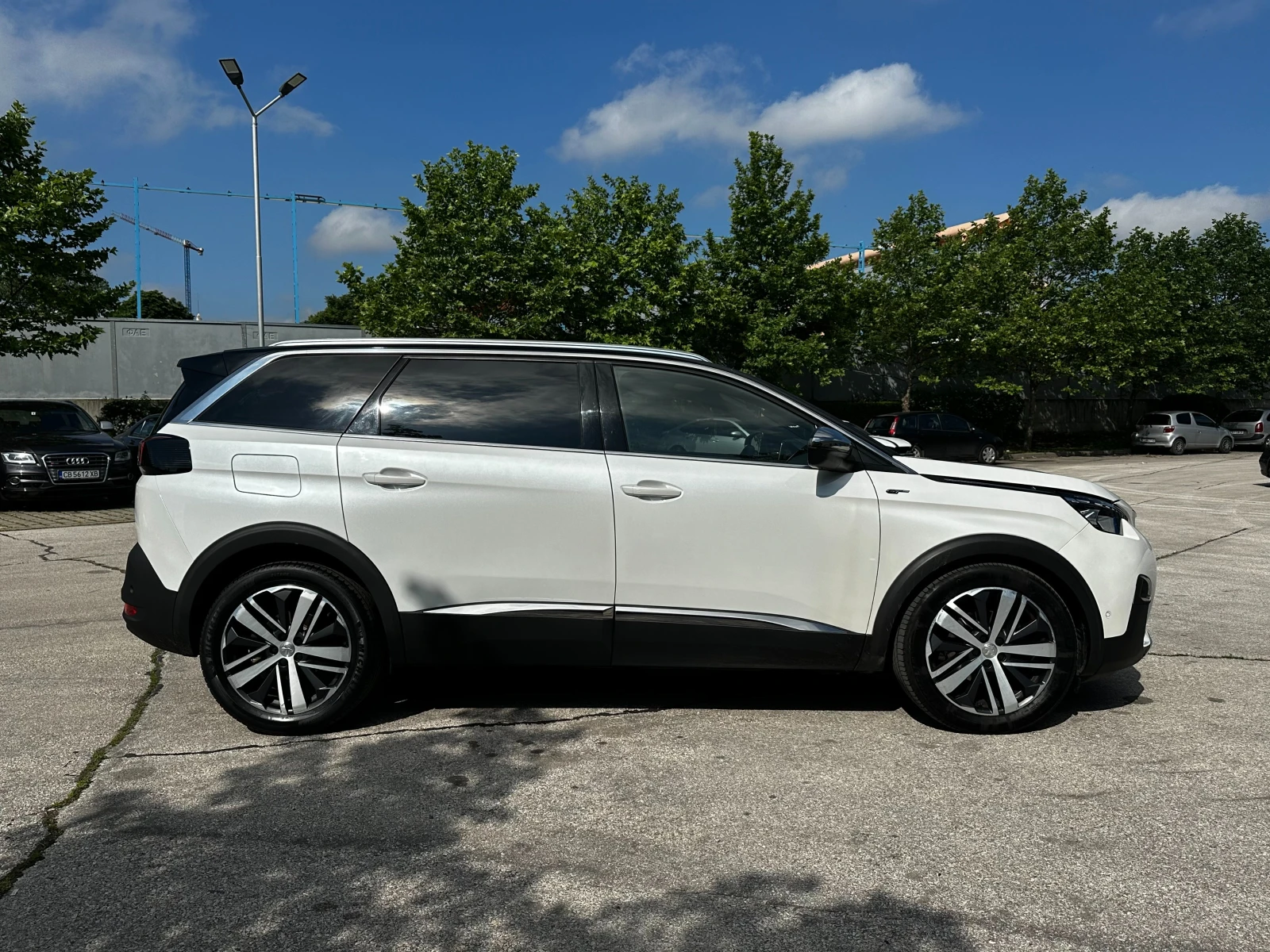 Peugeot 5008 2.0d GT line/Абсолютно всички екстри!/ГАРАНЦИЯ, снимка 5 - Автомобили и джипове - 54834797