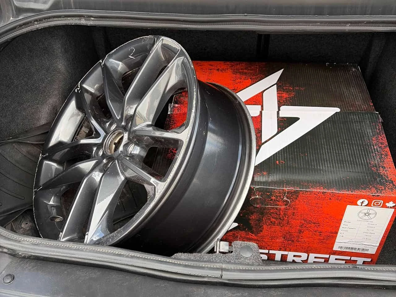 Dodge Challenger * GT AWD * АВТОКРЕДИТ БЕЗ ПЪРВОНАЧАЛНА ВНОСКА* , снимка 13 - Автомобили и джипове - 55164478