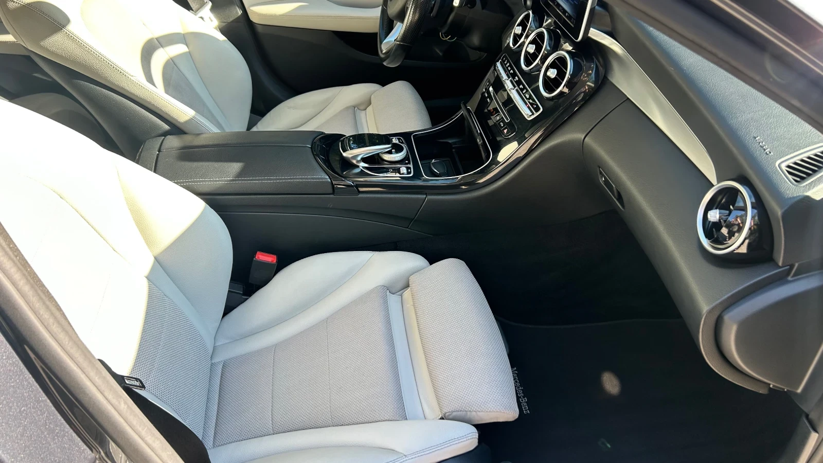 Mercedes-Benz C 350 Plug-in hybrid, снимка 8 - Автомобили и джипове - 55631799