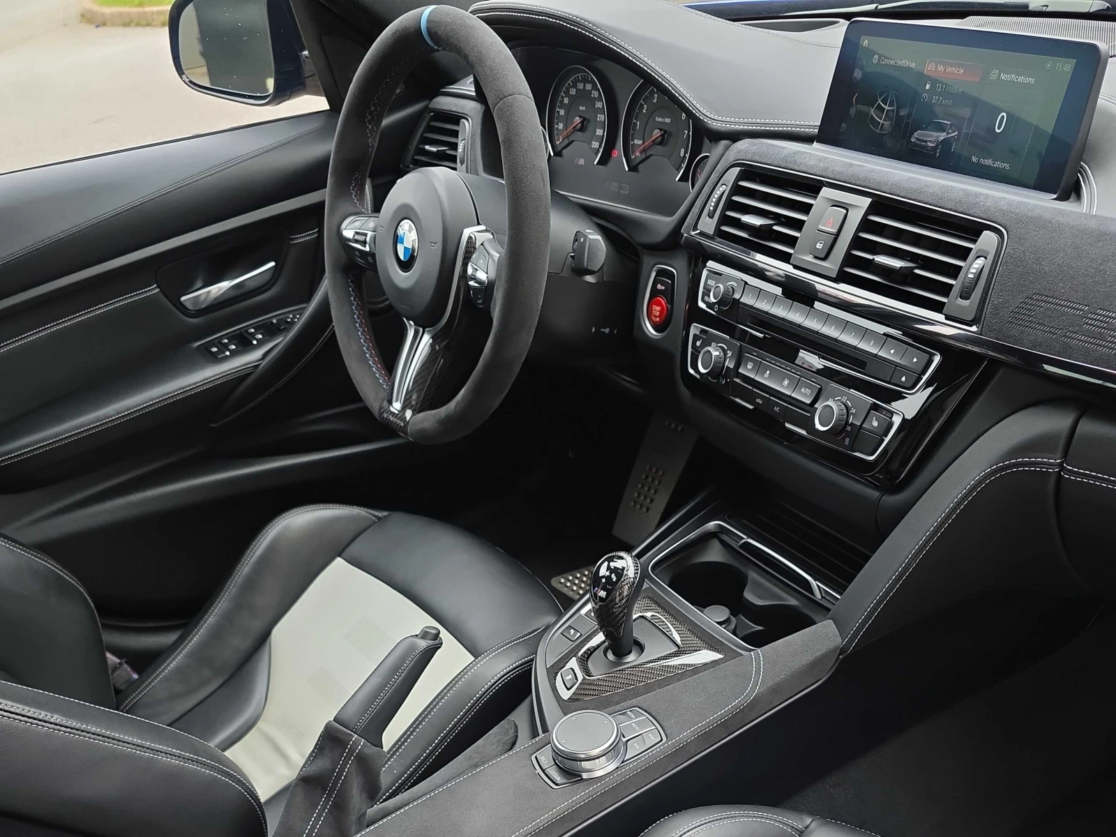 BMW M3 * CS Sedan * АВТОКРЕДИТ БЕЗ ПЪРВОНАЧАЛНА ВНОСКА* , снимка 5 - Автомобили и джипове - 55900121