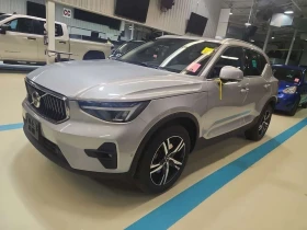 Volvo XC40 PLUS DARK THEME| 360| PANO| 2 КЛЮЧА| CARFAX, снимка 1