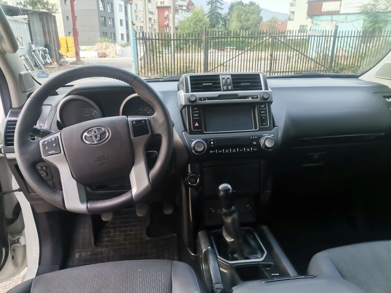 Toyota Land cruiser 2.8 D4D , снимка 5 - Автомобили и джипове - 48200207