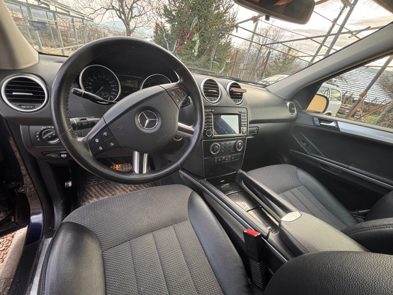Mercedes-Benz ML 320, снимка 4 - Автомобили и джипове - 53043870