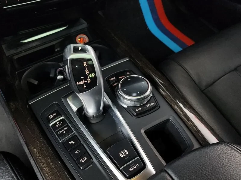 BMW X5 xDrive 30D - изображение 9